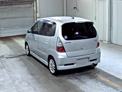Suzuki MRWAGON