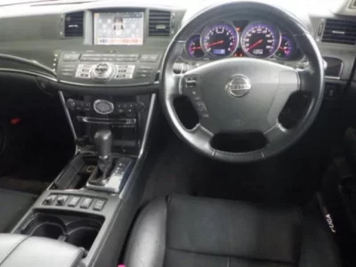 Nissan FUGA