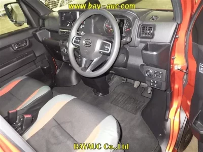 Daihatsu ATRAI VAN
