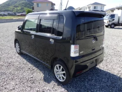 Daihatsu MOVE CONTE