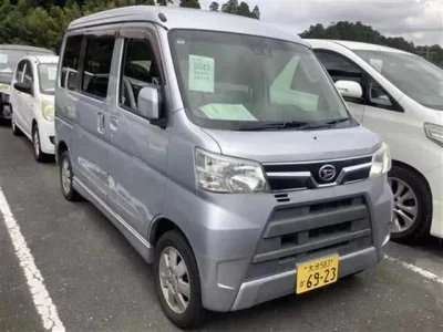Daihatsu Atrai Wagon