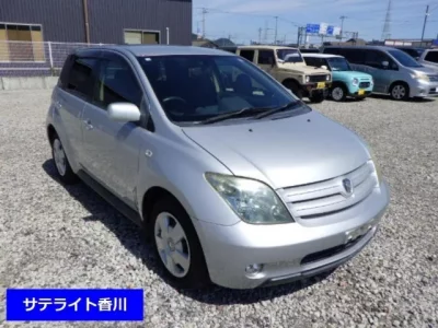 Toyota IST