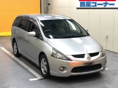 Mitsubishi GRANDIS