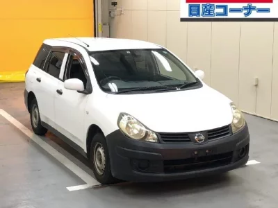 Nissan AD