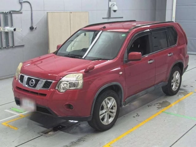 Nissan X-TRAIL