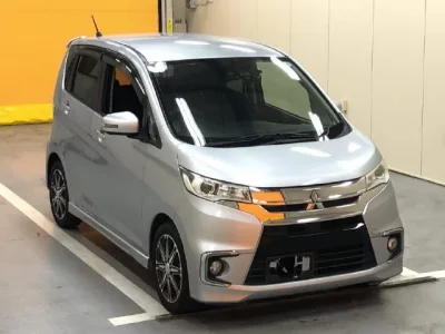 Mitsubishi EK CUSTOM