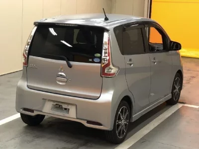 Mitsubishi EK CUSTOM