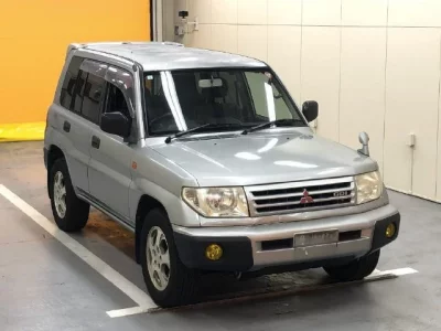 Mitsubishi PAJERO IO
