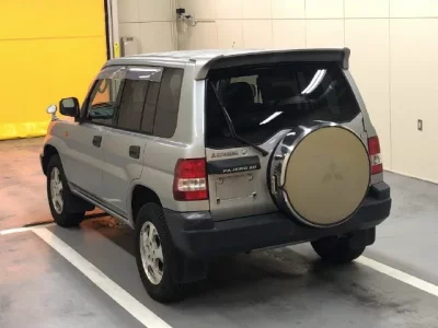 Mitsubishi PAJERO IO