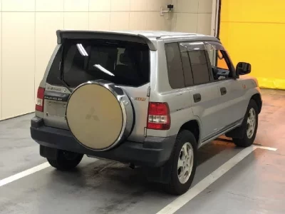 Mitsubishi PAJERO IO