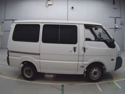 Mazda BONGO VAN