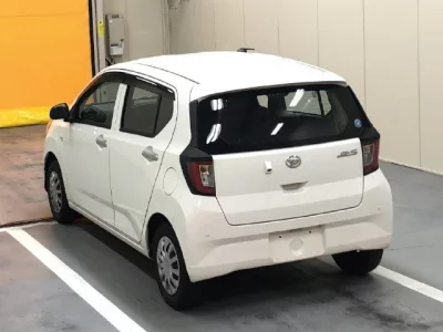 Daihatsu MIRA E S