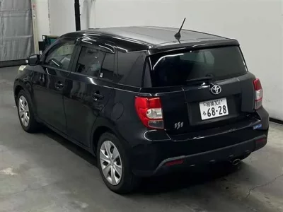 Toyota IST