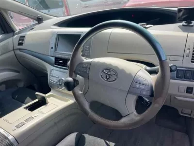 Toyota ESTIMA HYBRID