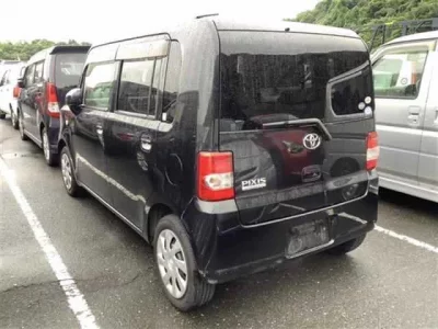 Toyota PIXIS SPACE