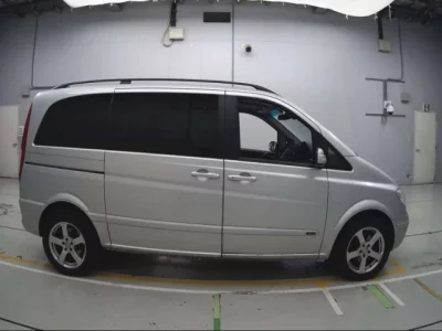 Mercedes-Benz V CLASS