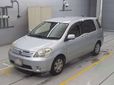 Toyota RAUM