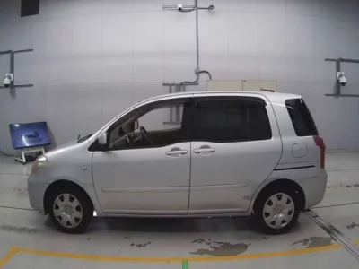 Toyota RAUM