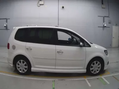 Volkswagen GOLF TOURAN