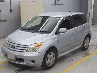 Toyota IST