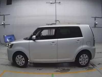 Toyota COROLLA RUMION