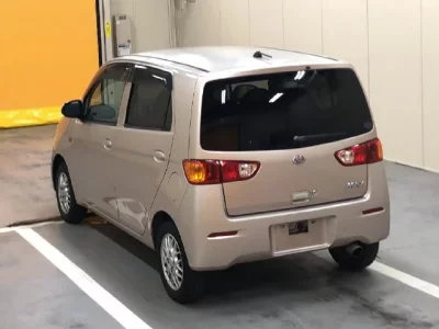 Daihatsu MAX