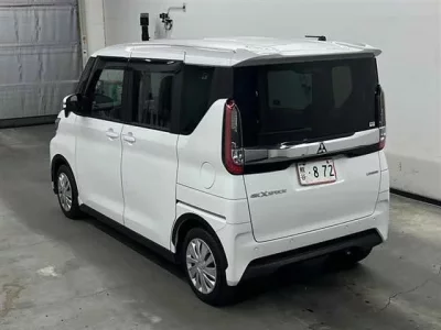 Mitsubishi EK X SPACE