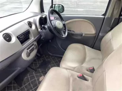 Daihatsu MOVE LATTE