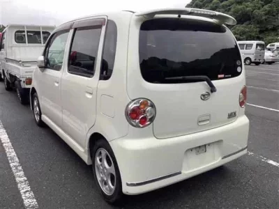 Daihatsu MOVE LATTE