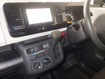 Suzuki MRWAGON