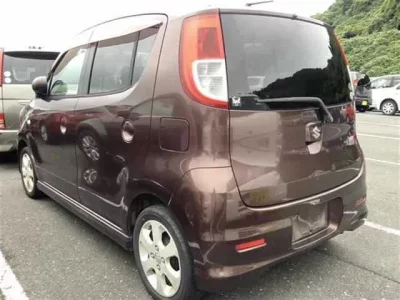 Suzuki MRWAGON