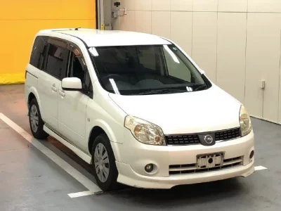 Nissan LAFESTA