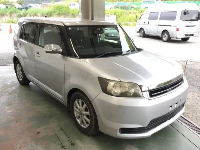 Toyota COROLLA RUMION