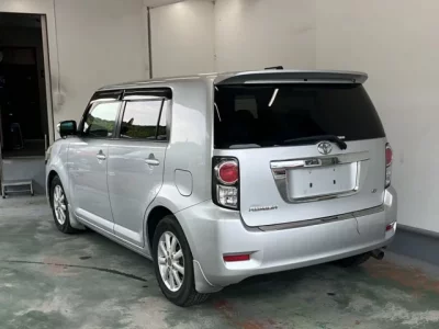 Toyota COROLLA RUMION