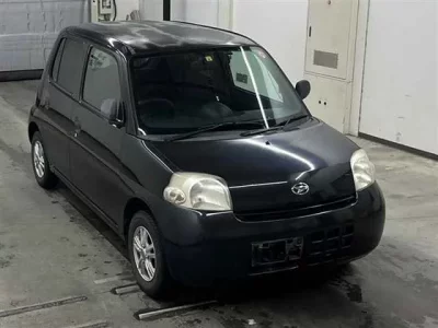 Daihatsu Esse