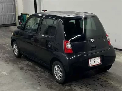Daihatsu Esse