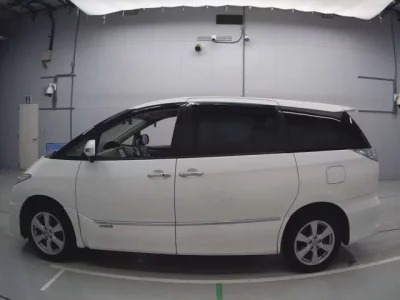 Toyota ESTIMA HYBRID