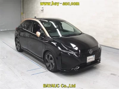 Nissan AURA