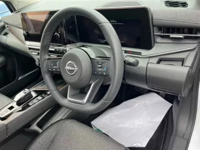 Nissan AURA