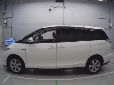 Toyota ESTIMA HYBRID