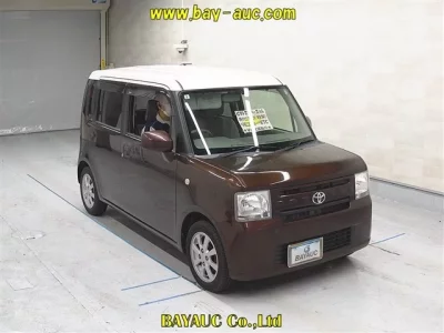Toyota PIXIS SPACE