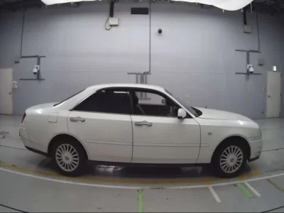Nissan CEDRIC