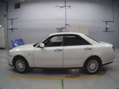 Nissan CEDRIC
