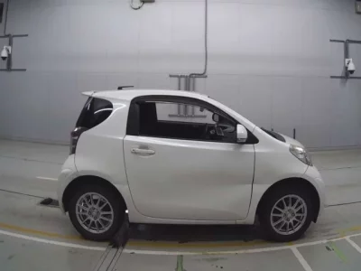 Toyota IQ