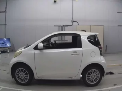 Toyota IQ