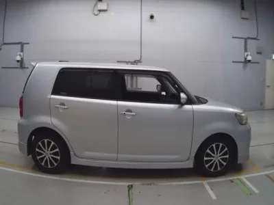 Toyota COROLLA RUMION