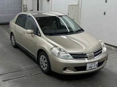 Nissan TIIDA LATIO