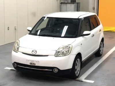 Mazda VERISA