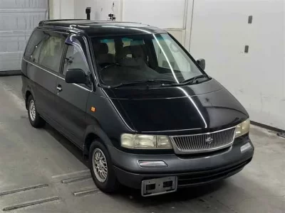 Nissan LARGO
