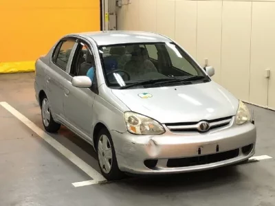 Toyota PLATZ
